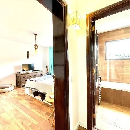 Apartamento 5, Wifi, Con Banera De Hidromasaje, Acceso A La Piscina Y Jacuzzi *