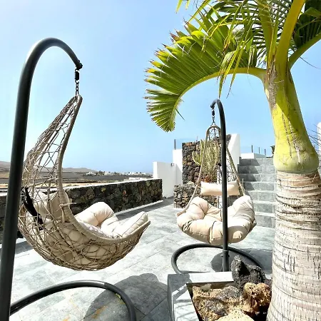 Apartamento 5, Wifi, Con Banera De Hidromasaje, Acceso A La Piscina Y Jacuzzi Apartment Tinajo